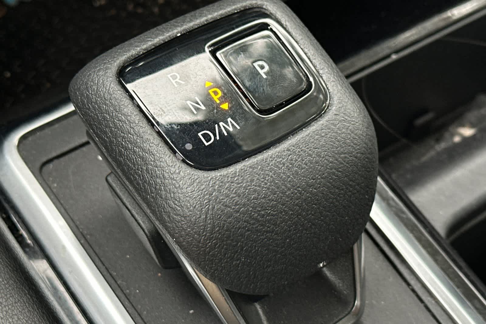 Thumbnail: 2022 Nissan Pathfinder - 22