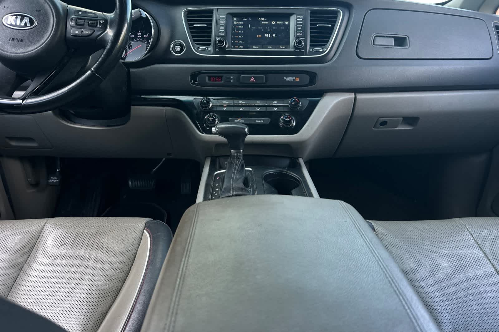 Thumbnail: 2017 Kia Sedona - 4