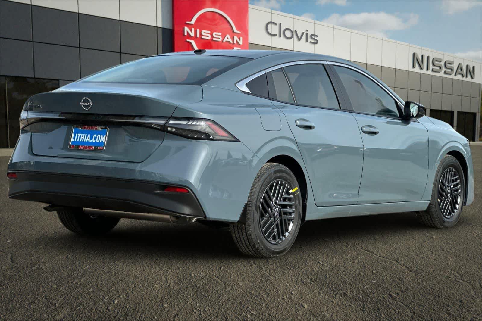 Thumbnail: 2026 Nissan Sentra - 3