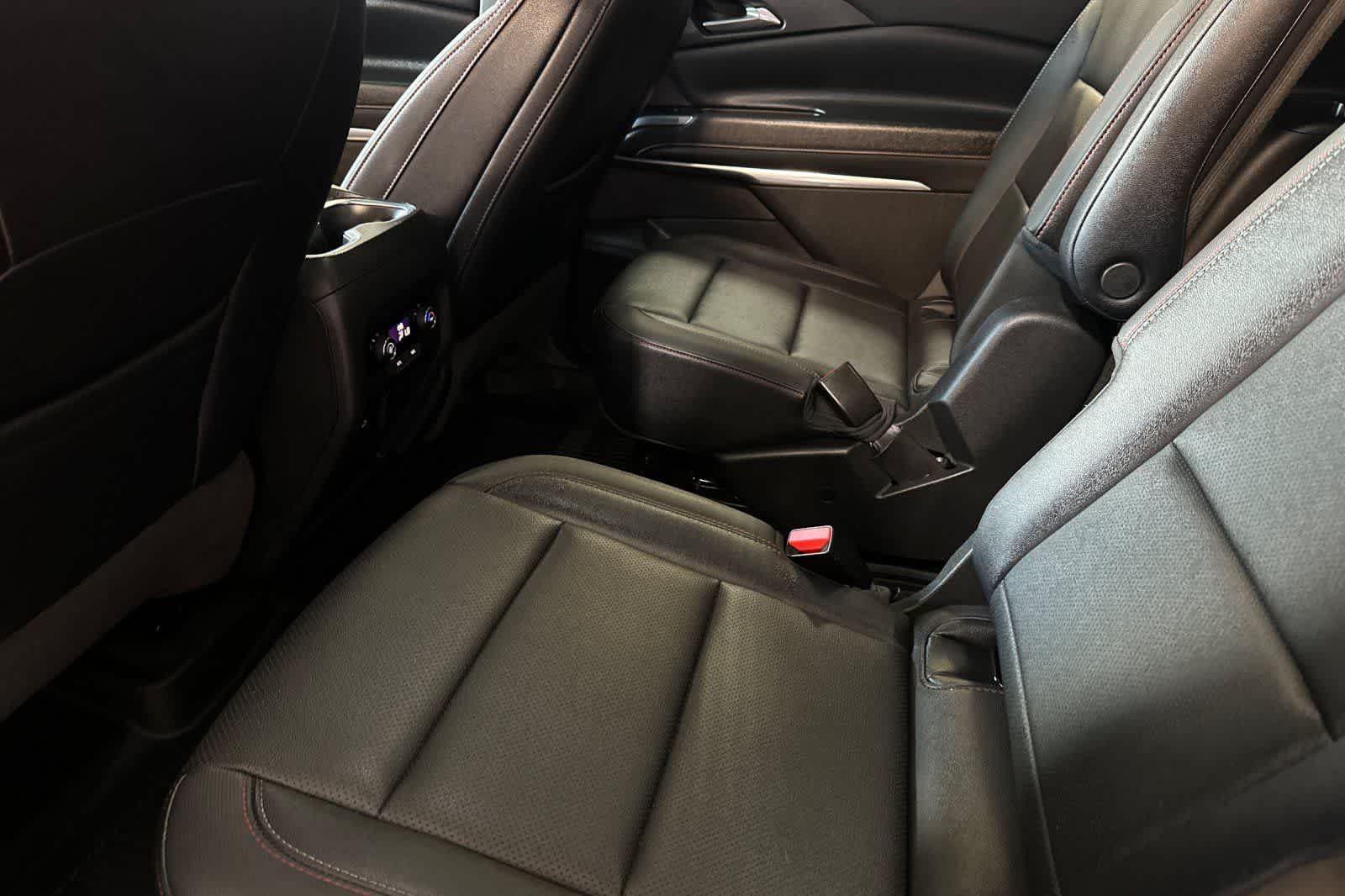 Thumbnail: 2025 Chevrolet Traverse - 5