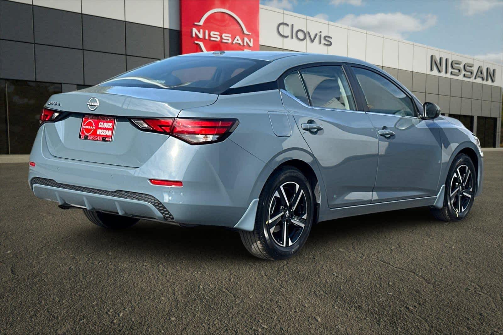 Thumbnail: 2025 Nissan Sentra - 3