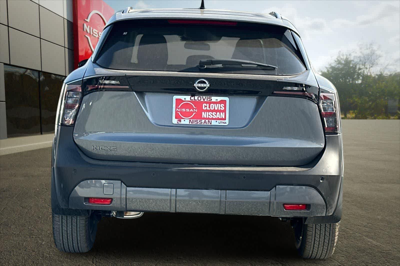 Thumbnail: 2026 Nissan Kicks - 8