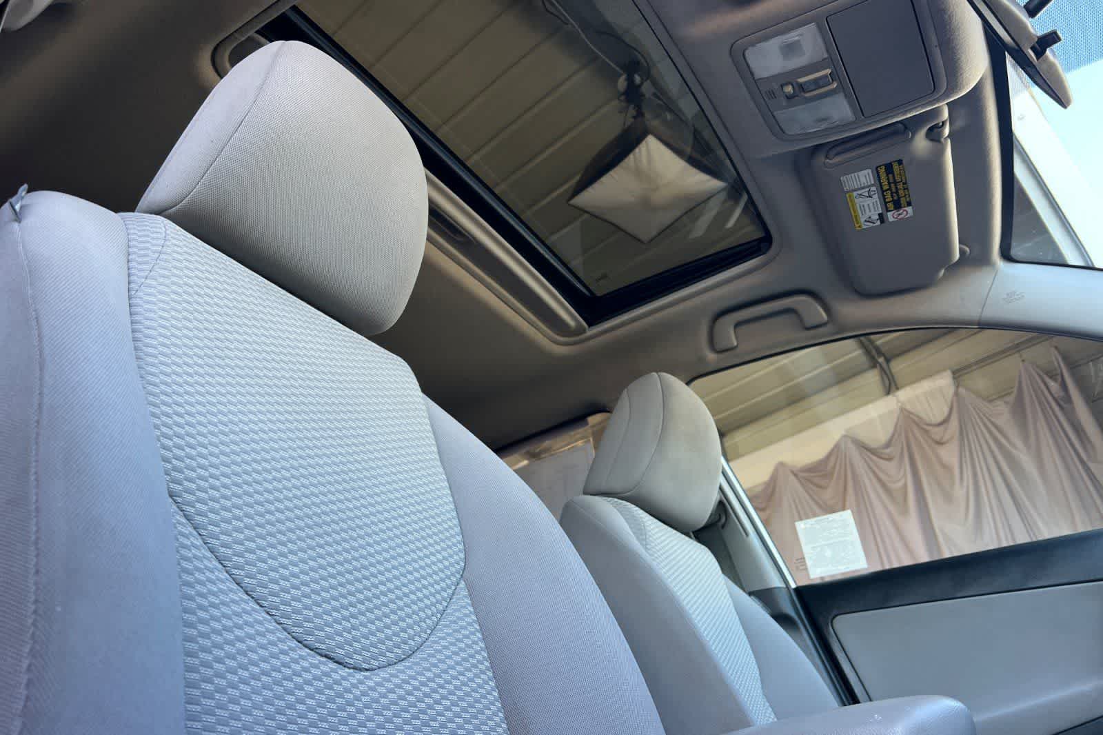 Thumbnail: 2011 Toyota RAV4 - 19