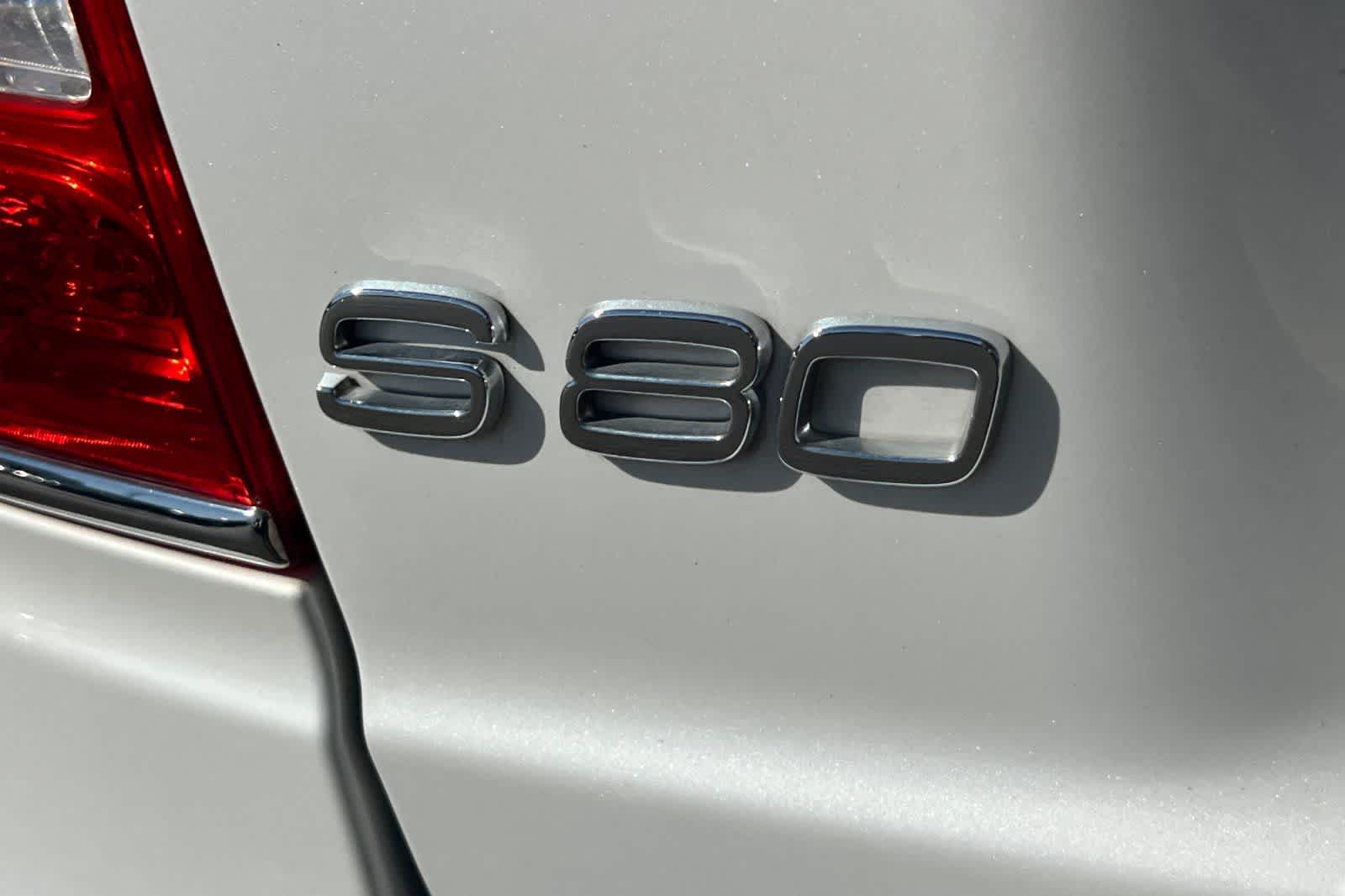 Thumbnail: 2015 Volvo S80 - 13