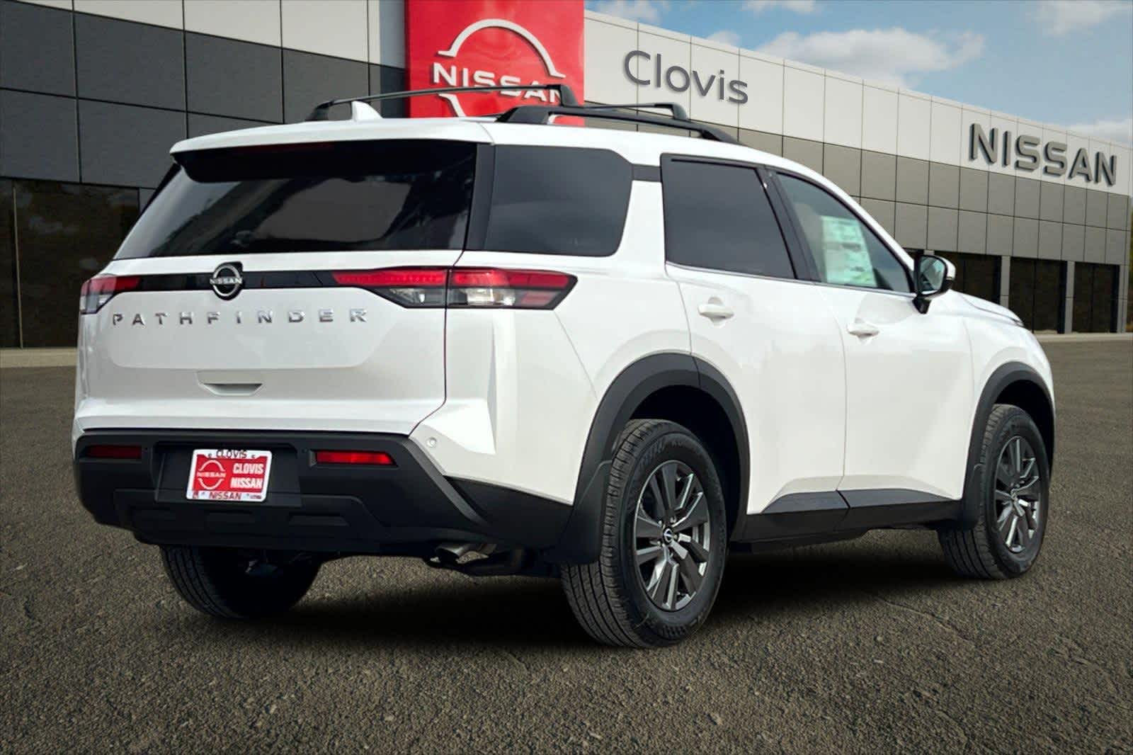 Thumbnail: 2025 Nissan Pathfinder - 3