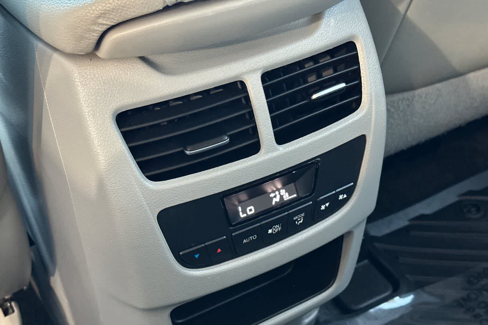 Thumbnail: 2014 Acura MDX - 15