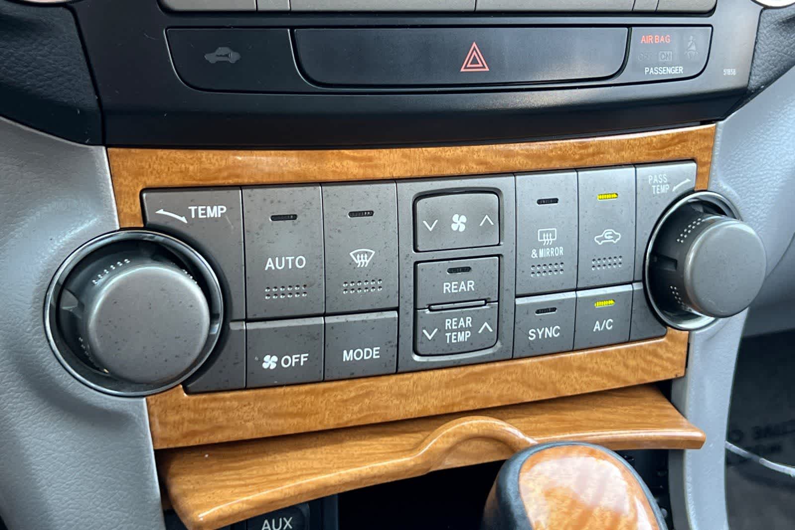 Thumbnail: 2008 Toyota Highlander - 25