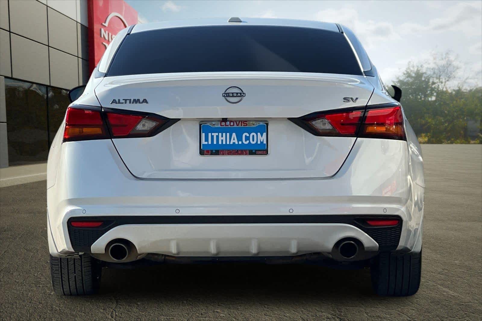 Thumbnail: 2024 Nissan Altima - 8