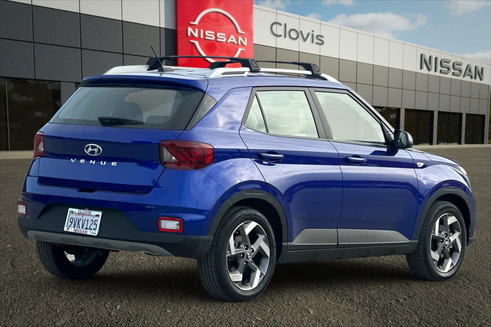 Thumbnail: 2025 Hyundai Venue - 3