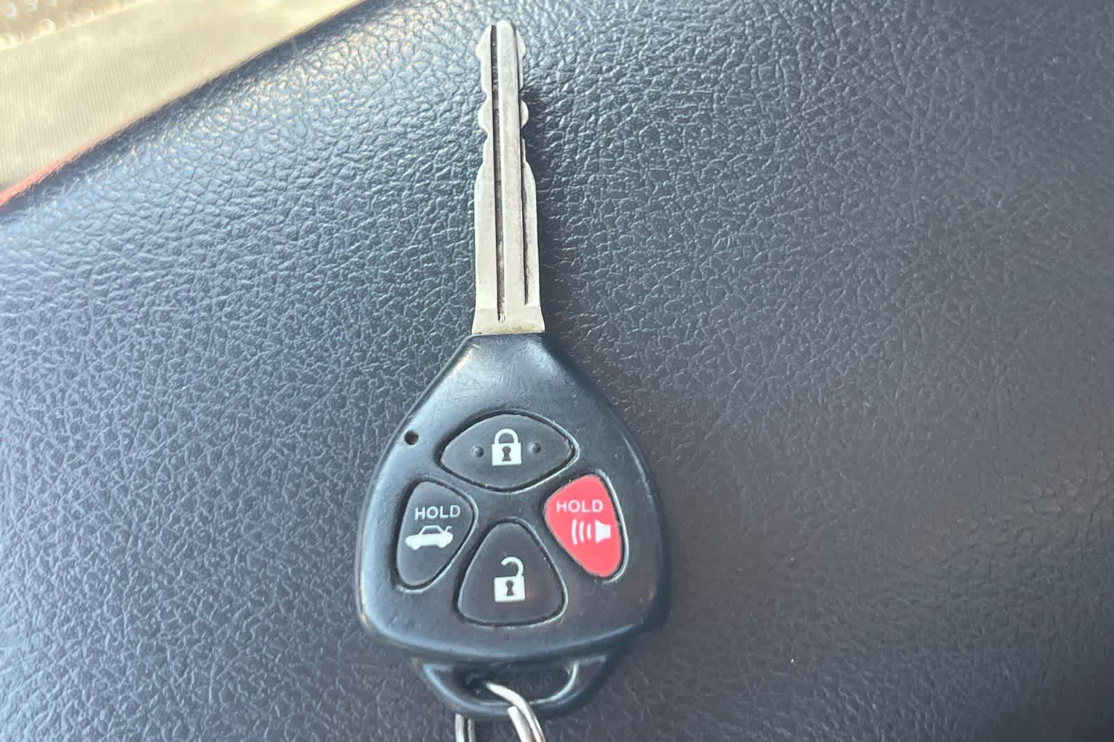 Thumbnail: 2010 Toyota Corolla - 25