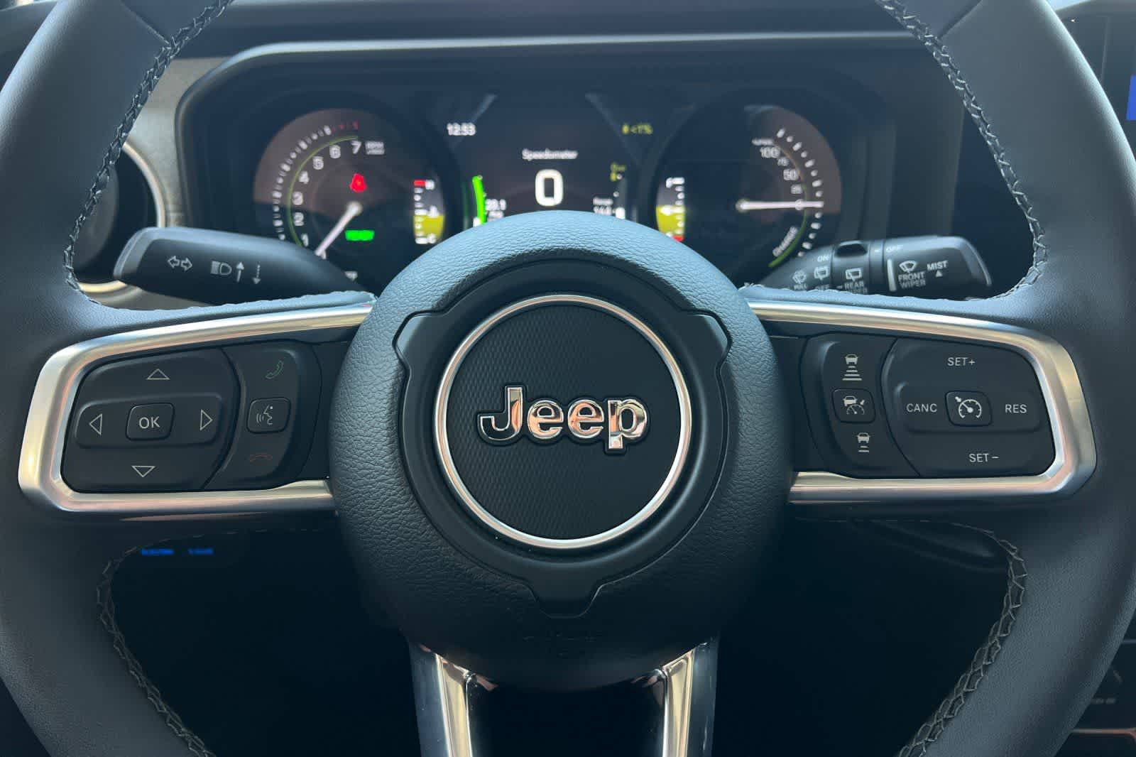 Thumbnail: 2025 Jeep Wrangler - 24