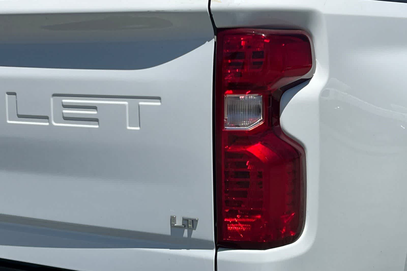 Thumbnail: 2022 Chevrolet Silverado 2500 - 32