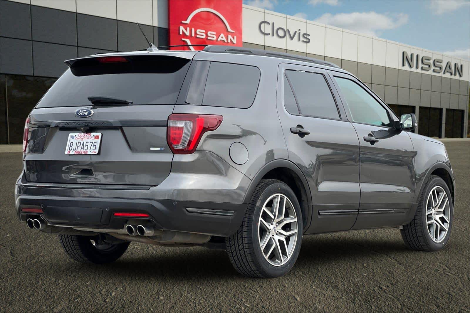 Thumbnail: 2018 Ford Explorer - 3