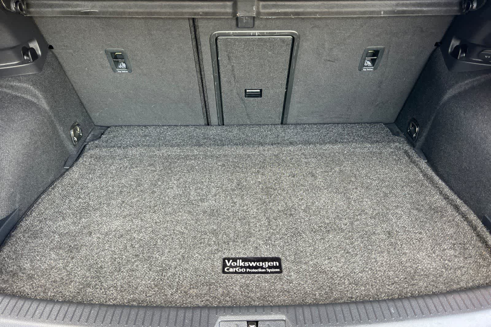 Thumbnail: 2021 Volkswagen Golf - 18