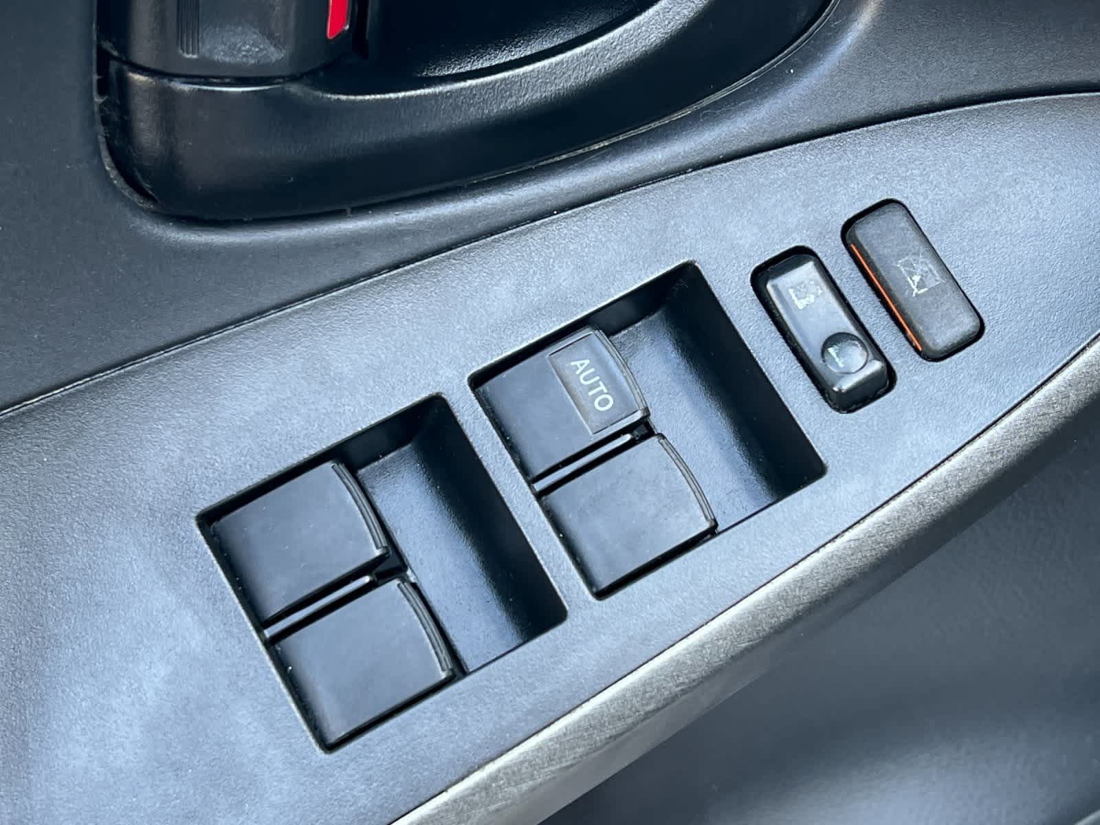 Thumbnail: 2011 Toyota RAV4 - 14