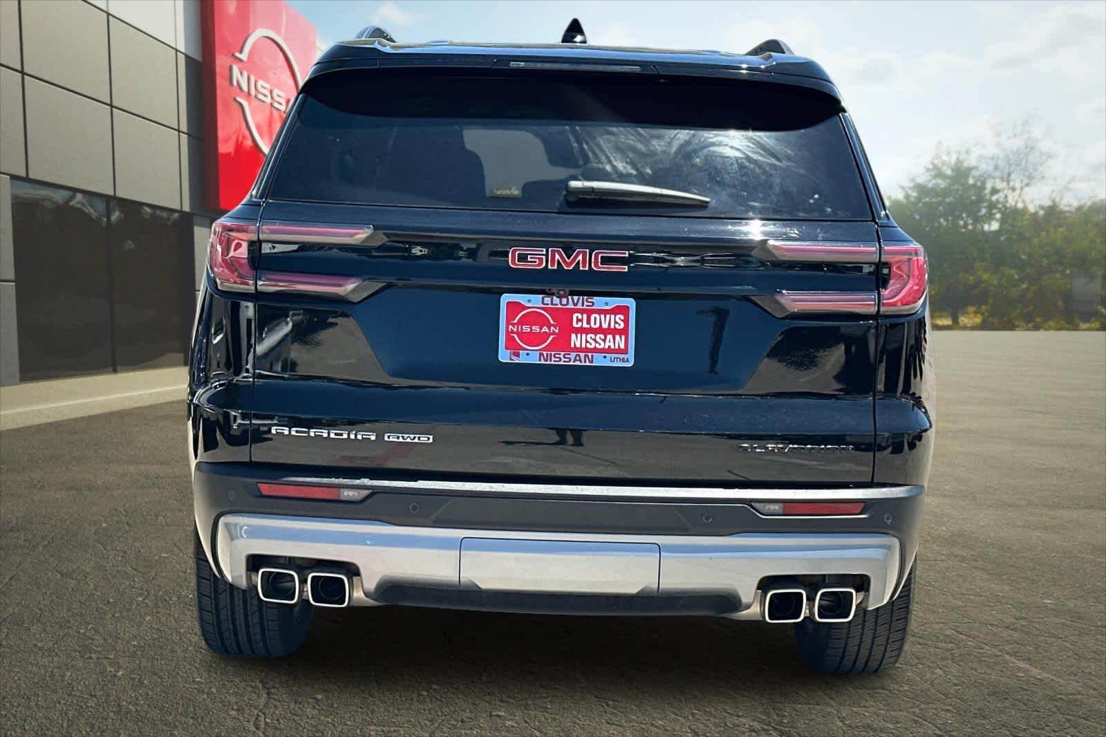 Thumbnail: 2024 GMC Acadia - 8