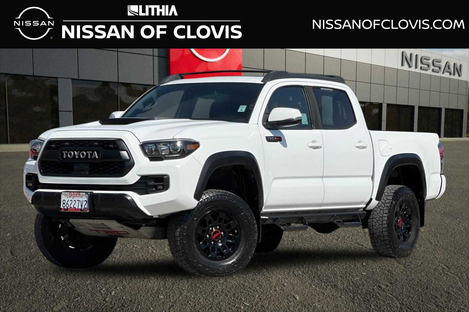 Thumbnail: 2019 Toyota Tacoma - 1