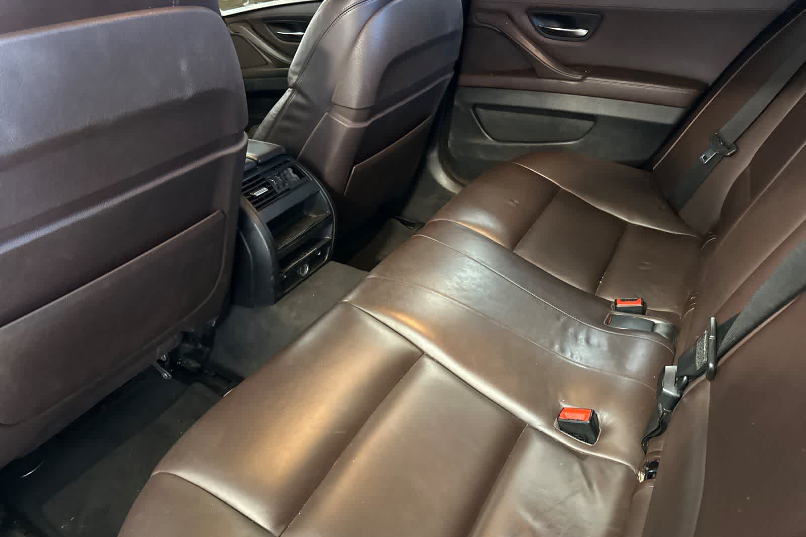 Thumbnail: 2014 BMW 5 Series - 5