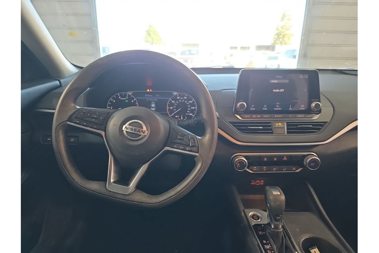 Thumbnail: 2020 Nissan Altima - 17