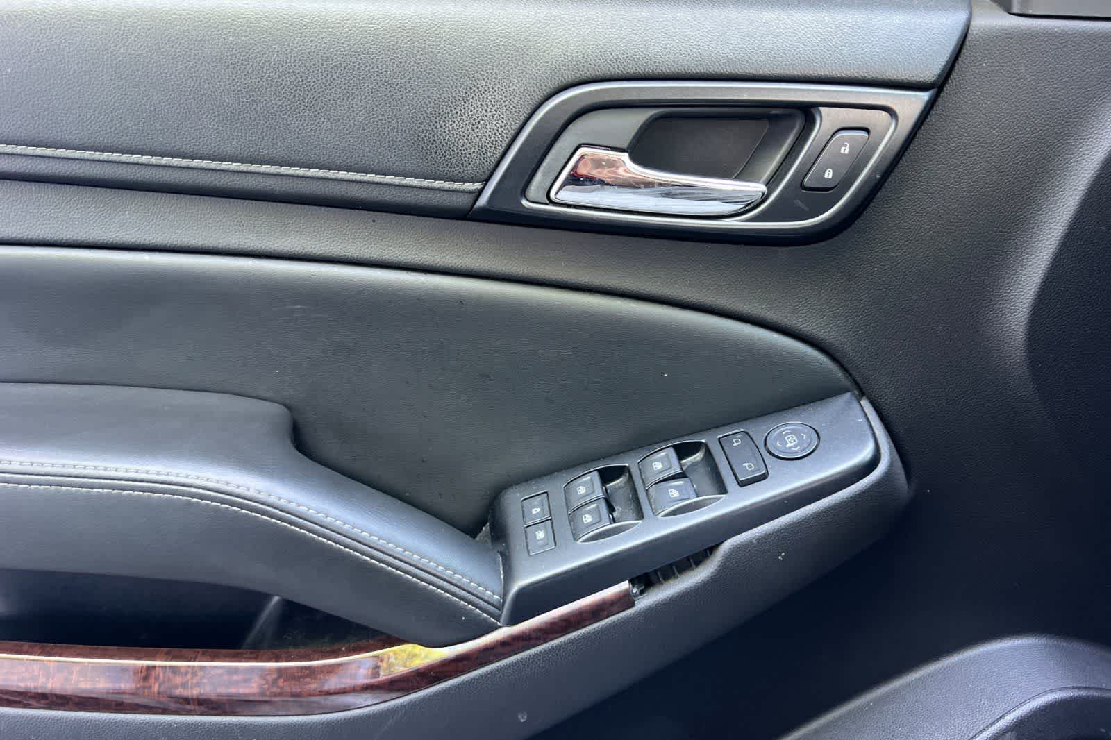 Thumbnail: 2015 GMC Yukon - 15