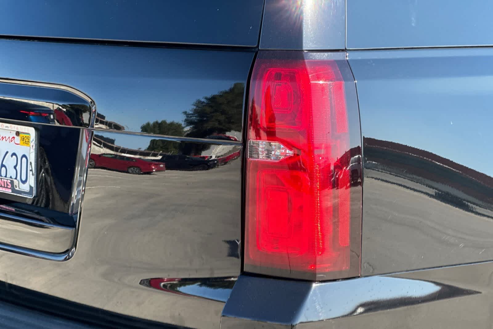 Thumbnail: 2019 Chevrolet Tahoe - 13