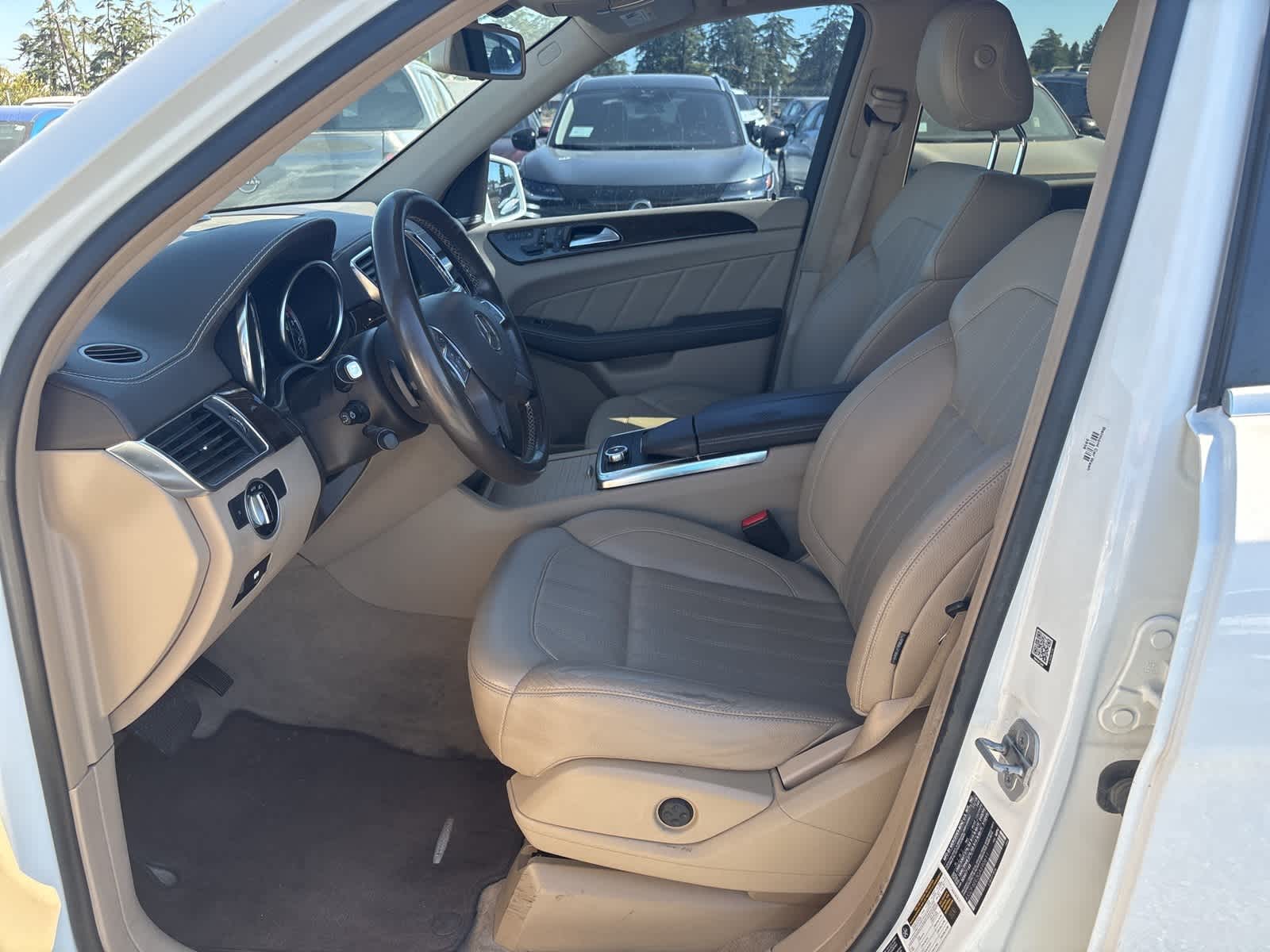 Thumbnail: 2016 Mercedes-Benz GL-Class - 11
