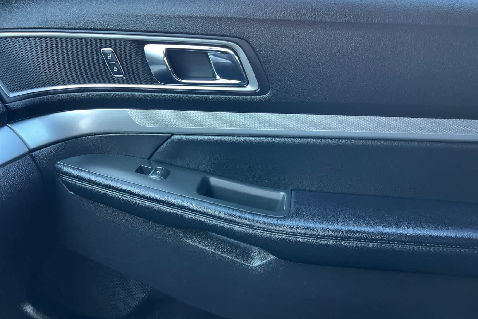 Thumbnail: 2017 Ford Explorer - 22