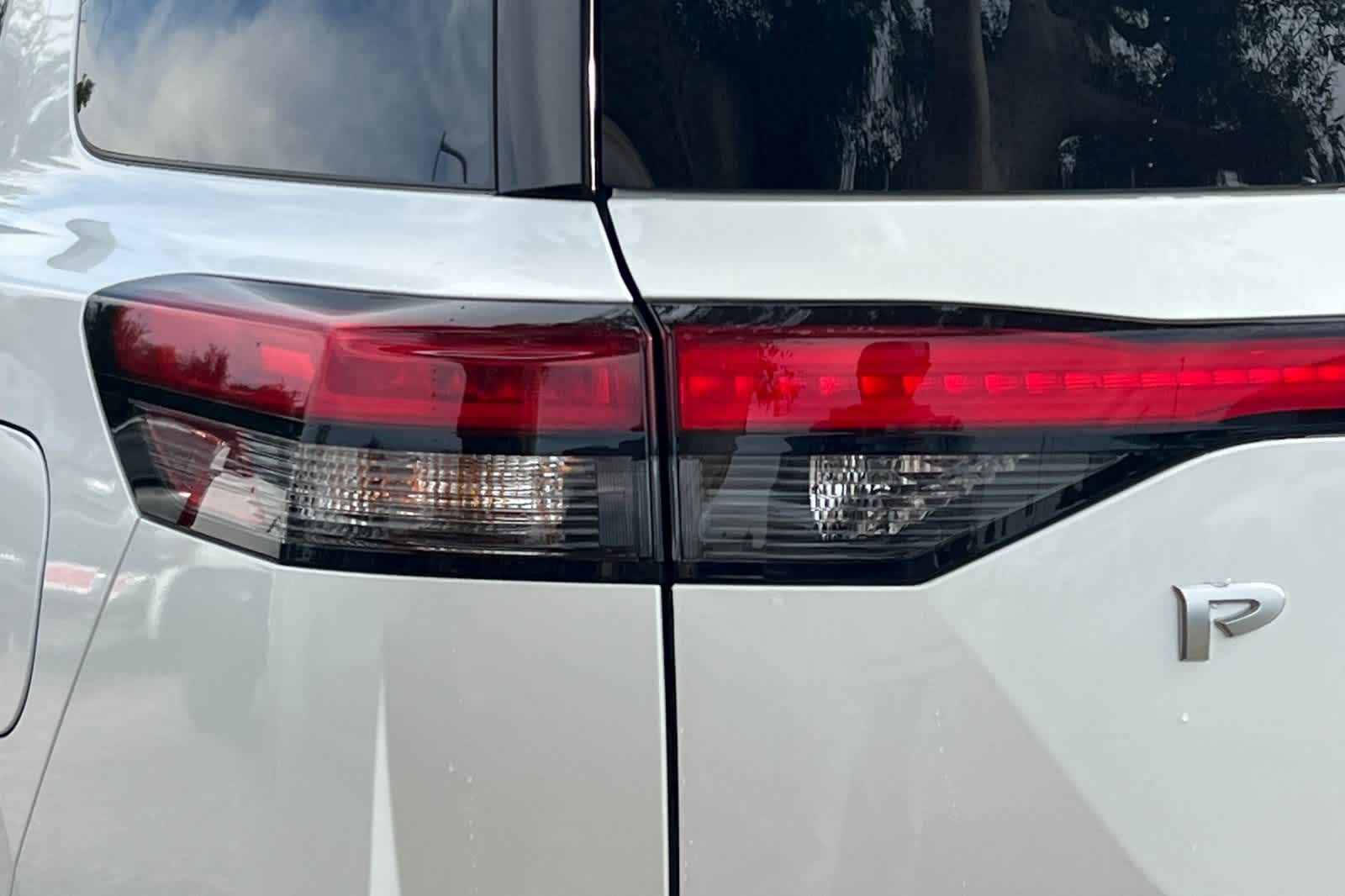 Thumbnail: 2025 Nissan Pathfinder - 16