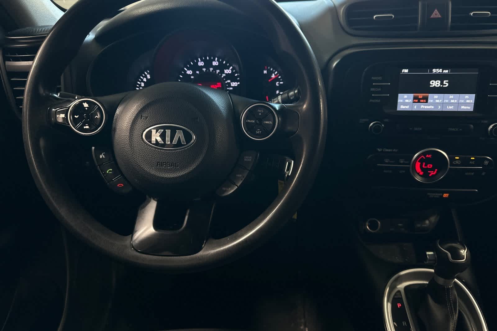 Thumbnail: 2017 Kia Soul - 17