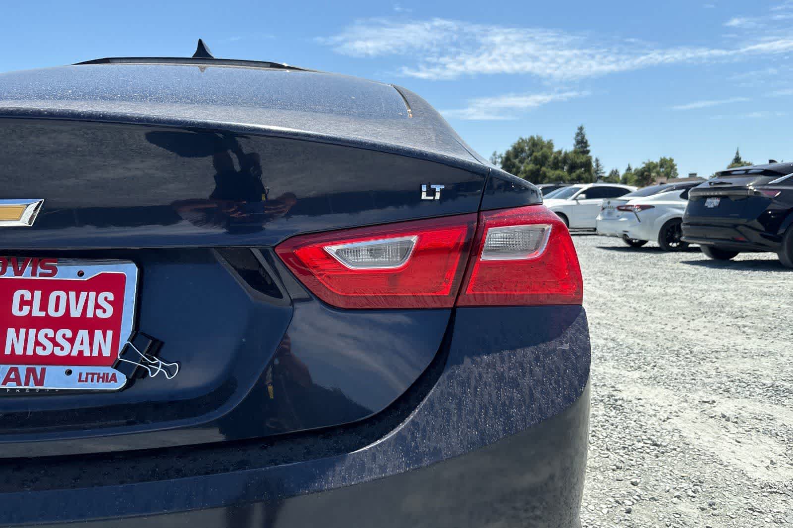 Thumbnail: 2016 Chevrolet Malibu - 13