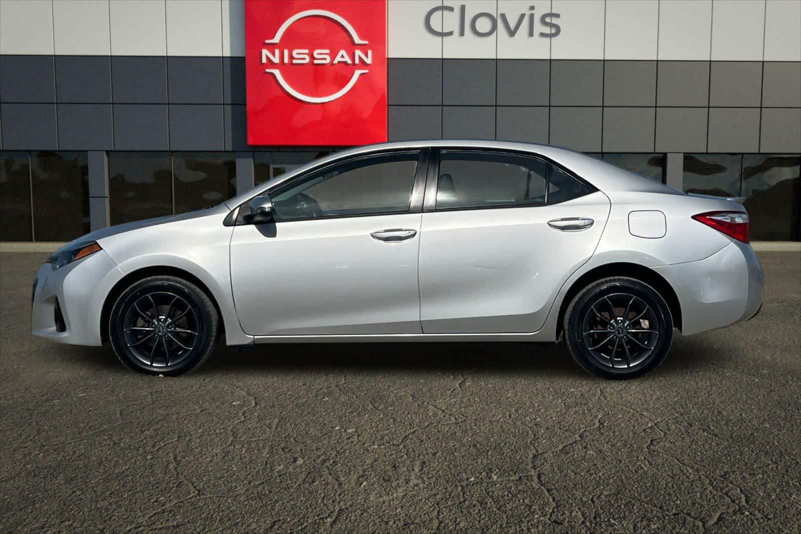 Thumbnail: 2015 Toyota Corolla - 6