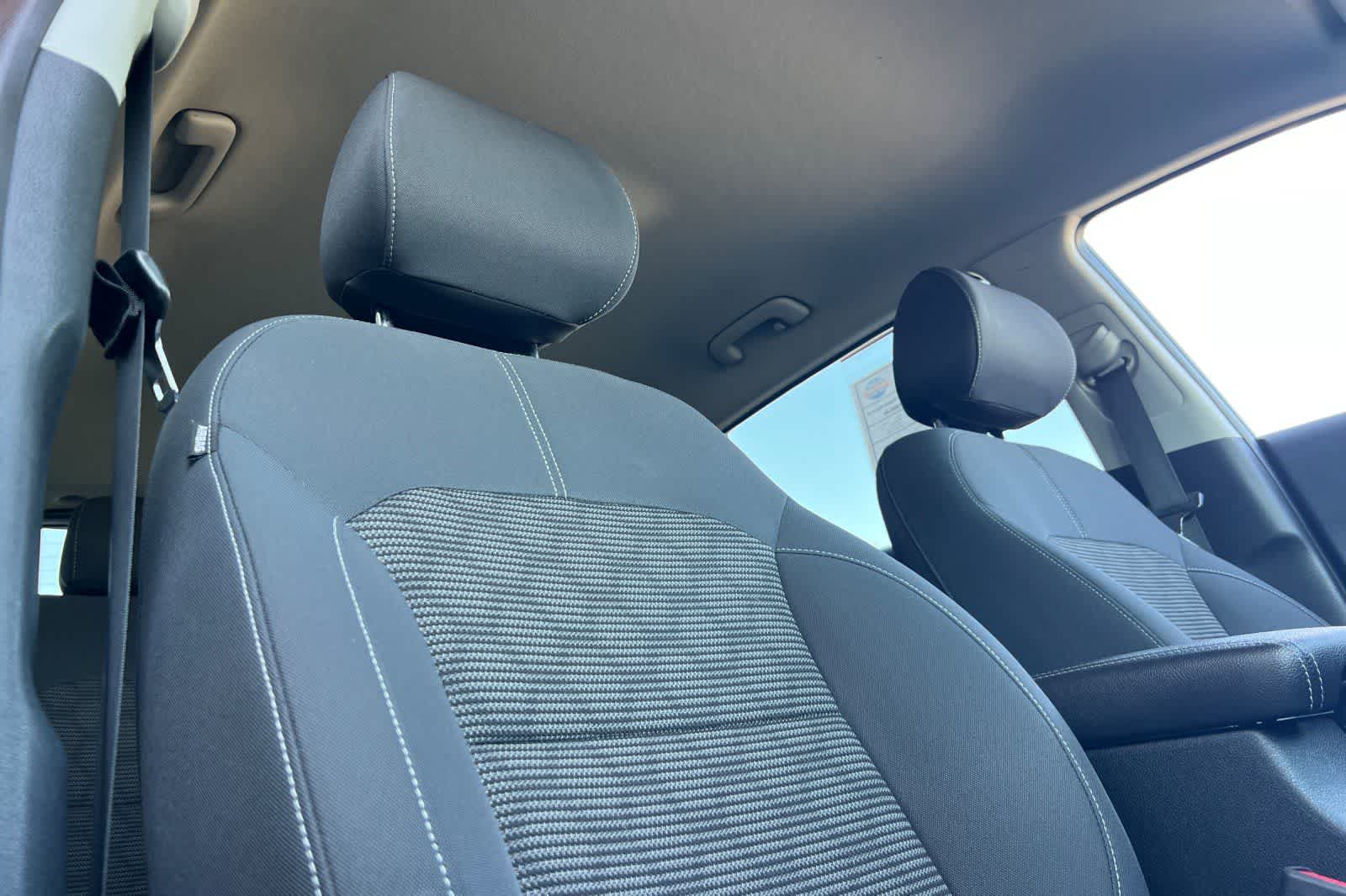 Thumbnail: 2018 Kia Niro - 19