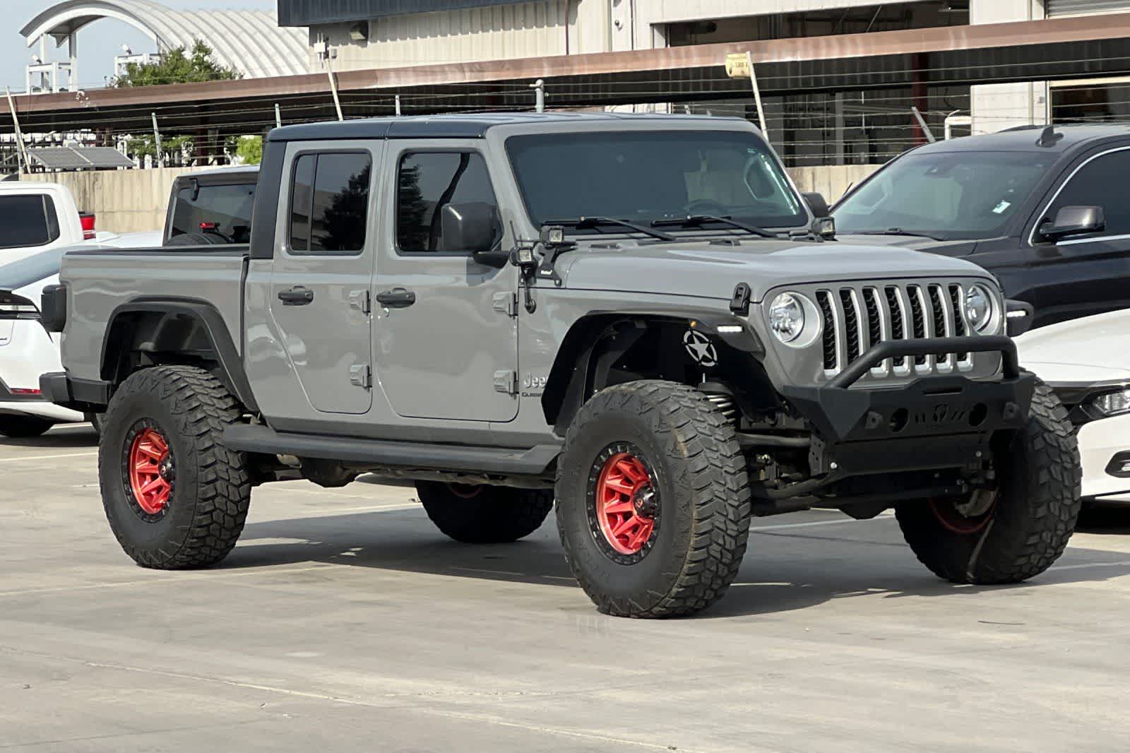 Thumbnail: 2022 Jeep Gladiator - 10