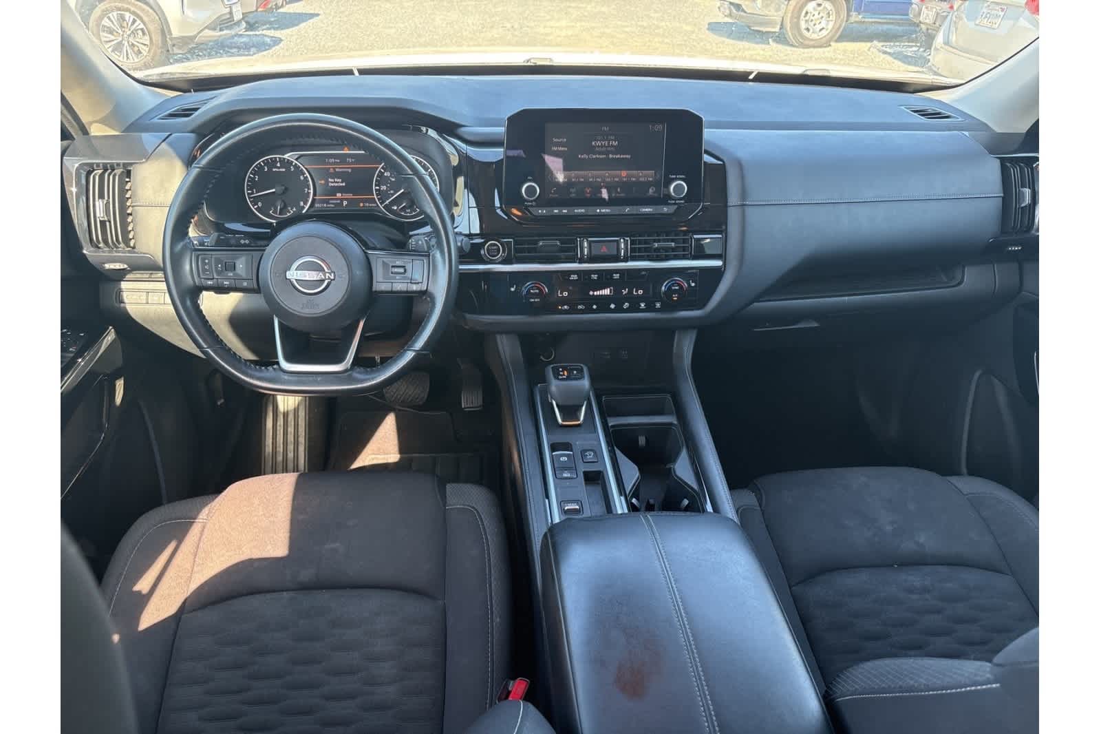 Thumbnail: 2022 Nissan Pathfinder - 4