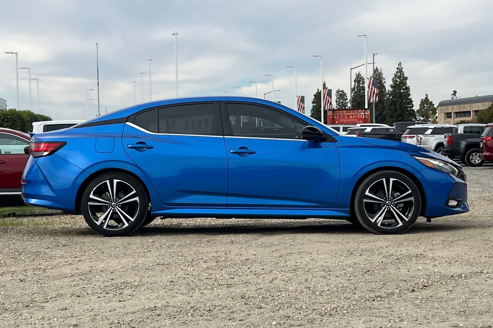 Thumbnail: 2023 Nissan Sentra - 9