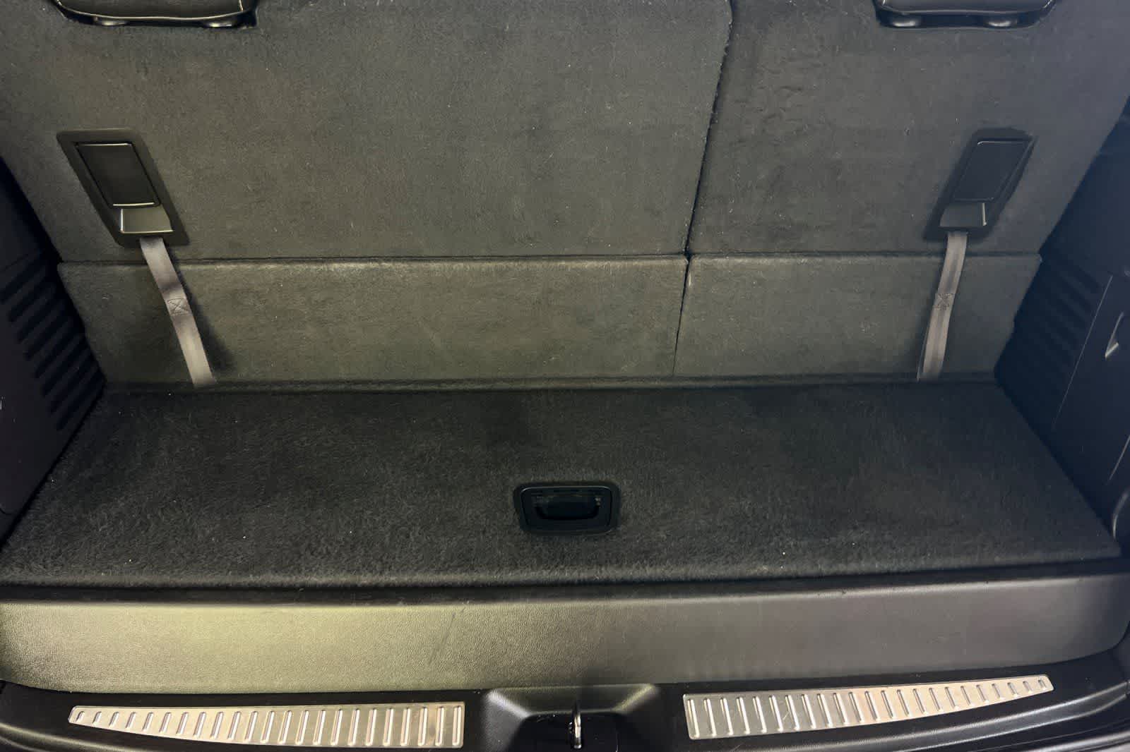 Thumbnail: 2016 Chevrolet Tahoe - 19