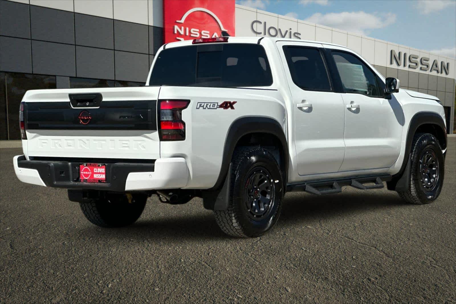 Thumbnail: 2026 Nissan Frontier - 3