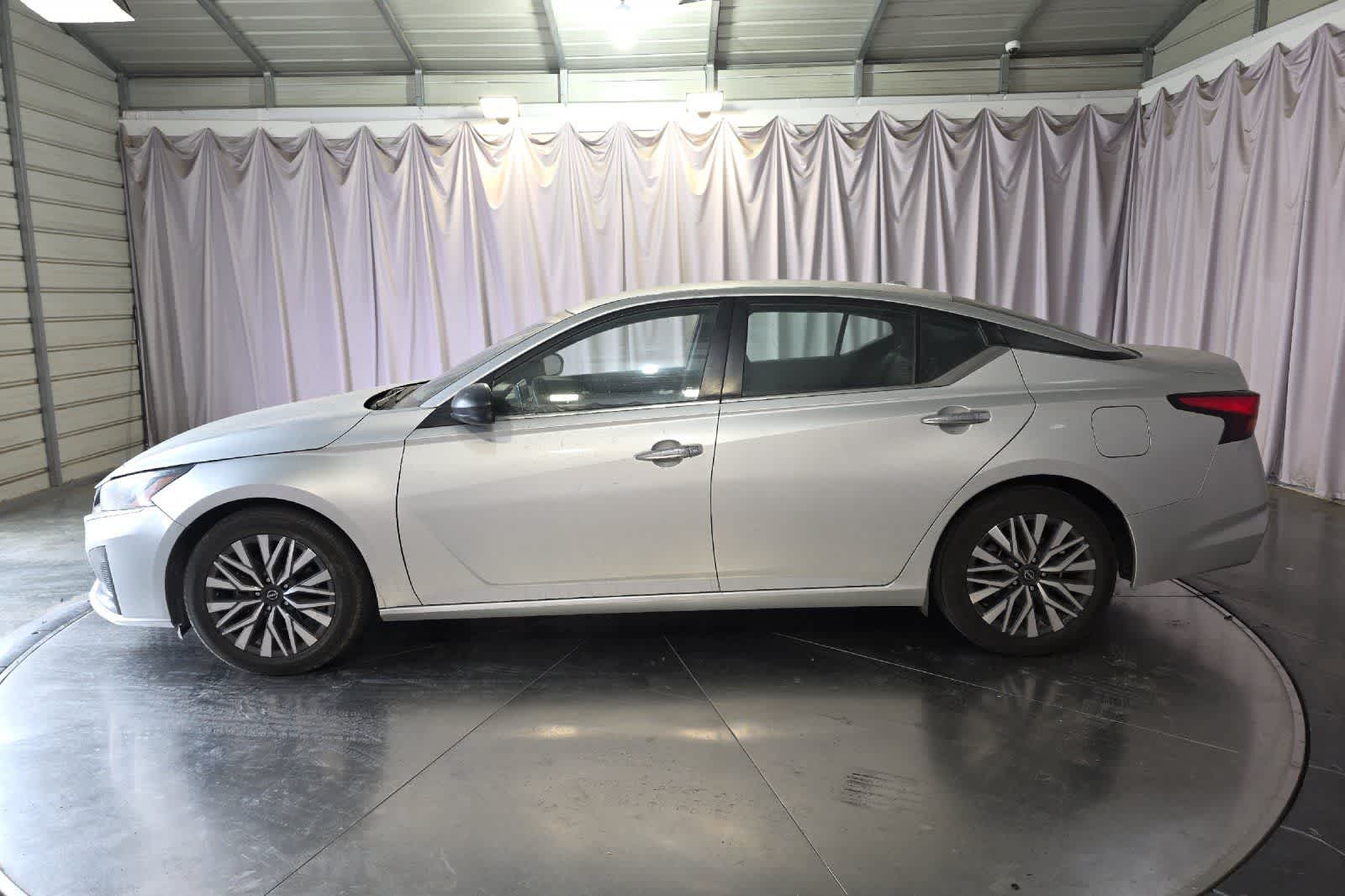Thumbnail: 2024 Nissan Altima - 6