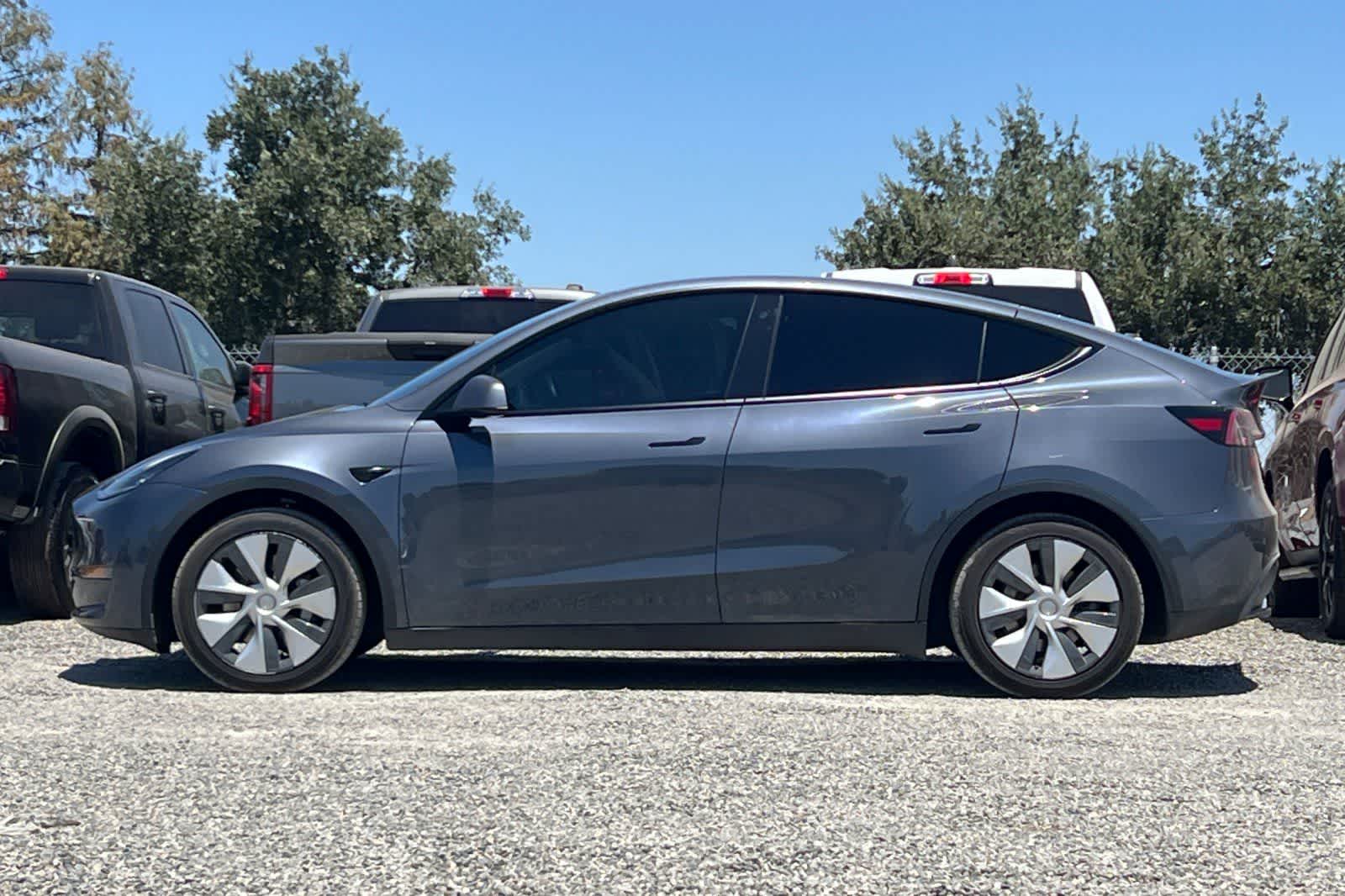 Thumbnail: 2020 Tesla Model Y - 6