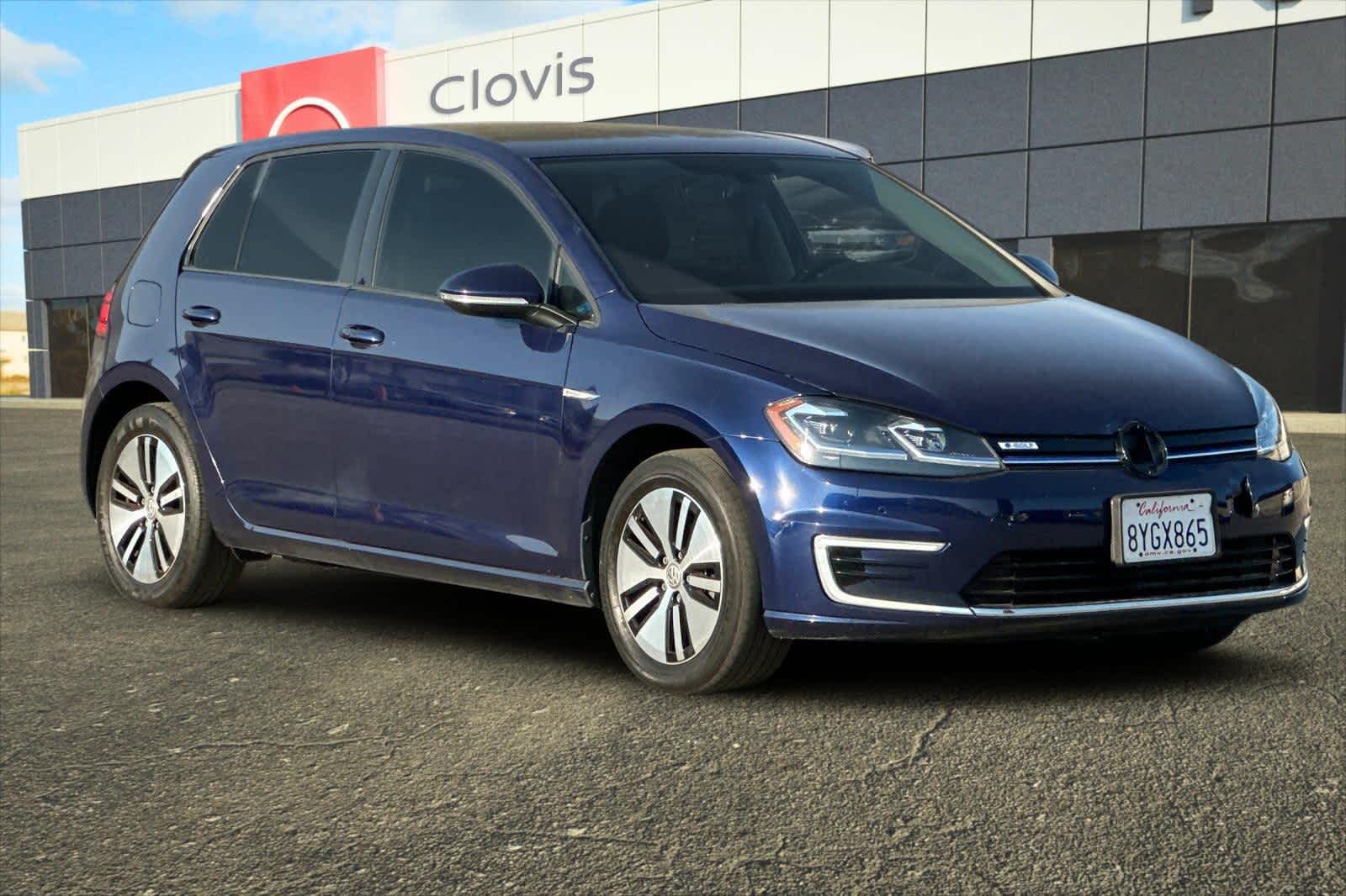 Thumbnail: 2018 Volkswagen e-Golf - 10