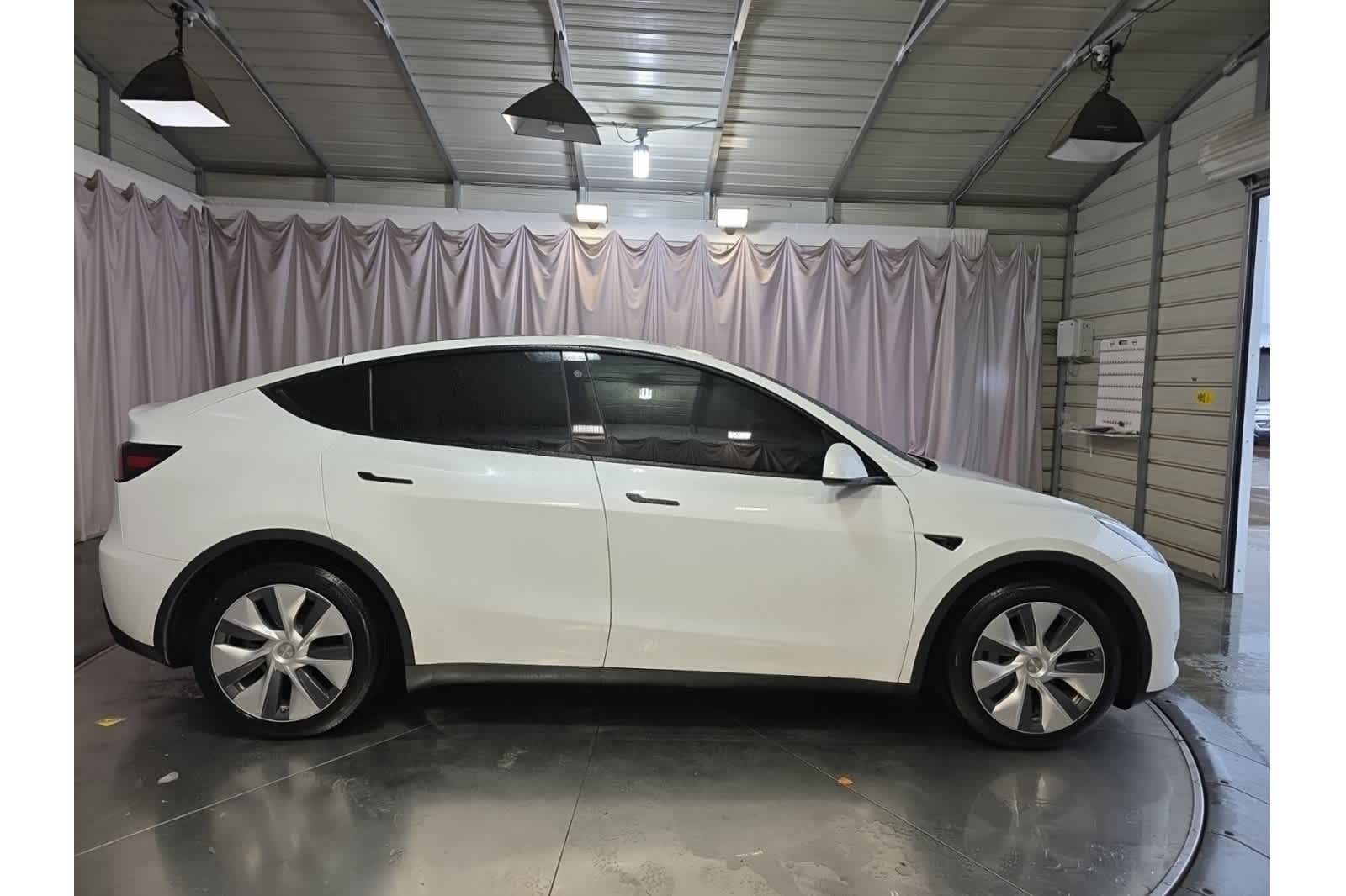 Thumbnail: 2023 Tesla Model Y - 9