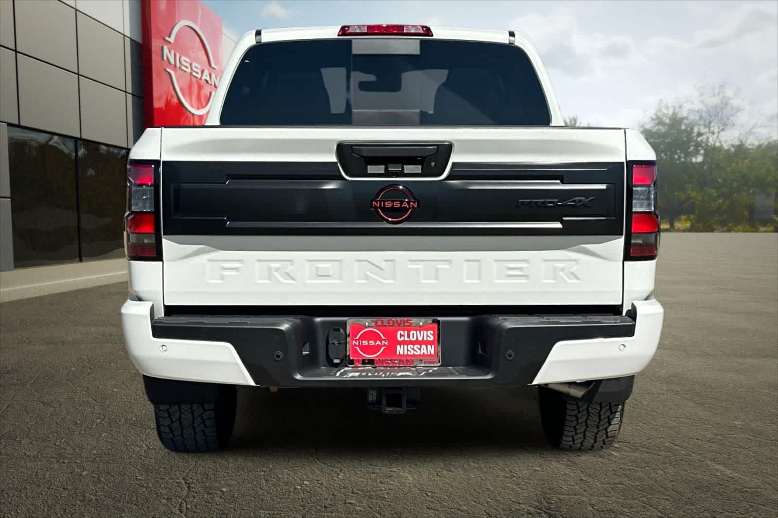 Thumbnail: 2026 Nissan Frontier - 8