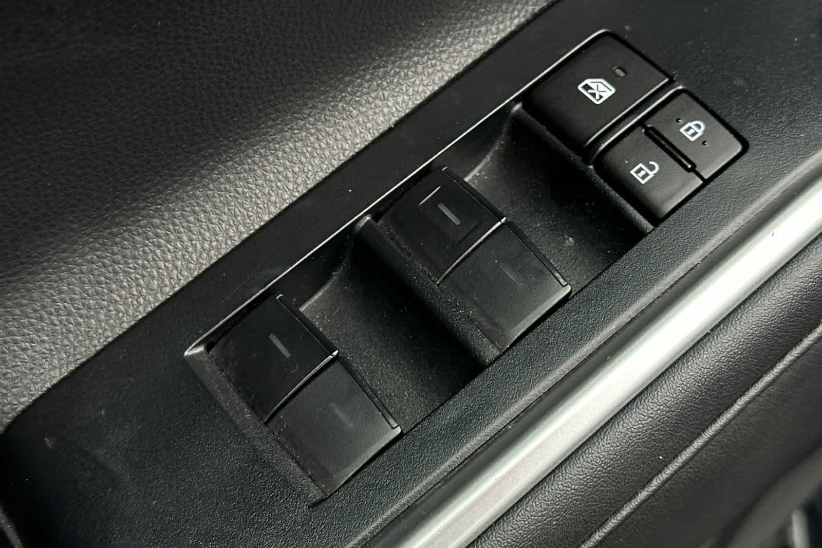2023 Toyota Highlander XLE 16