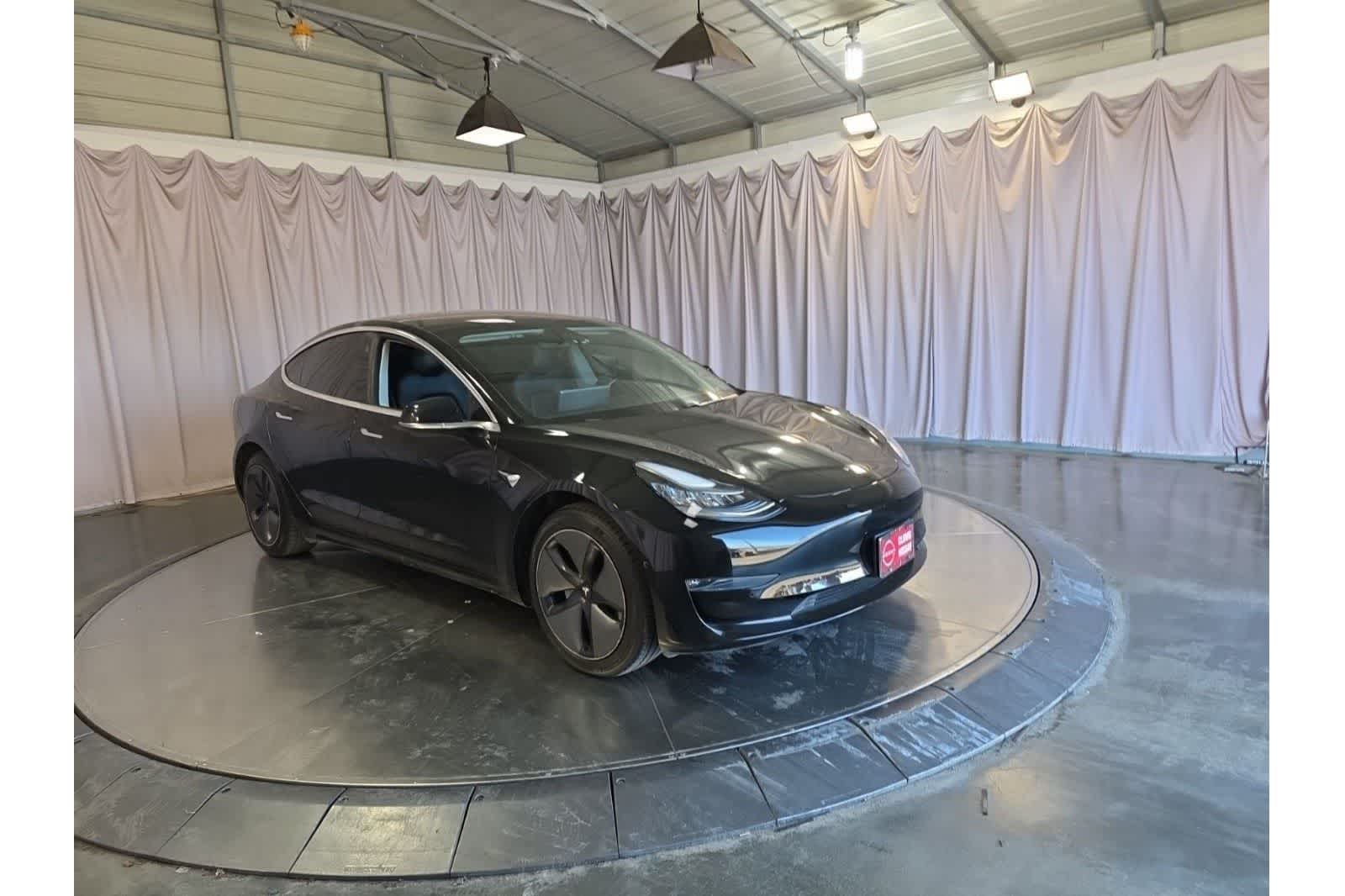 Thumbnail: 2018 Tesla Model 3 - 6