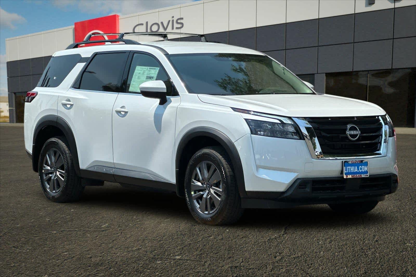 Thumbnail: 2025 Nissan Pathfinder - 10