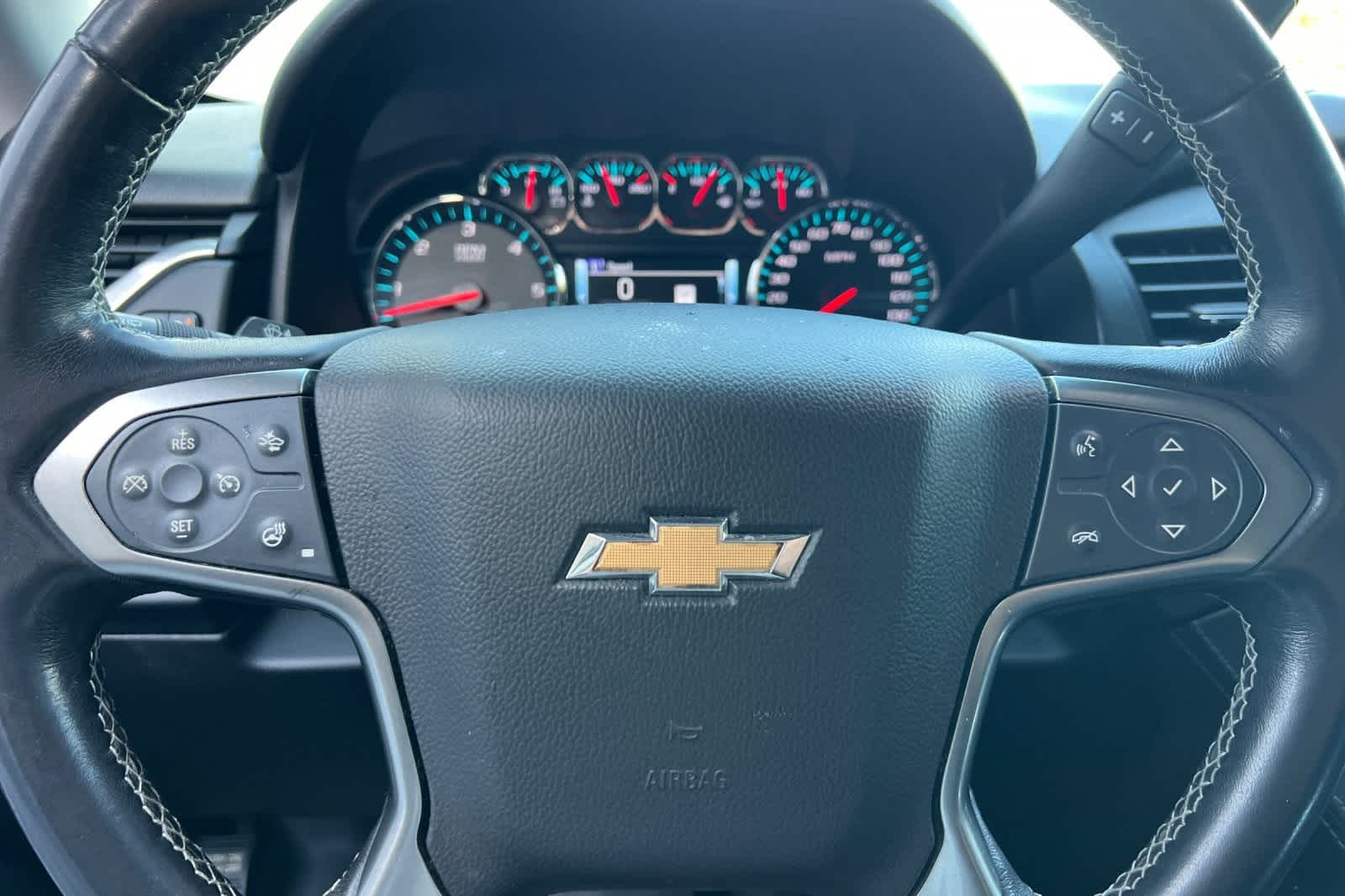 Thumbnail: 2019 Chevrolet Tahoe - 28