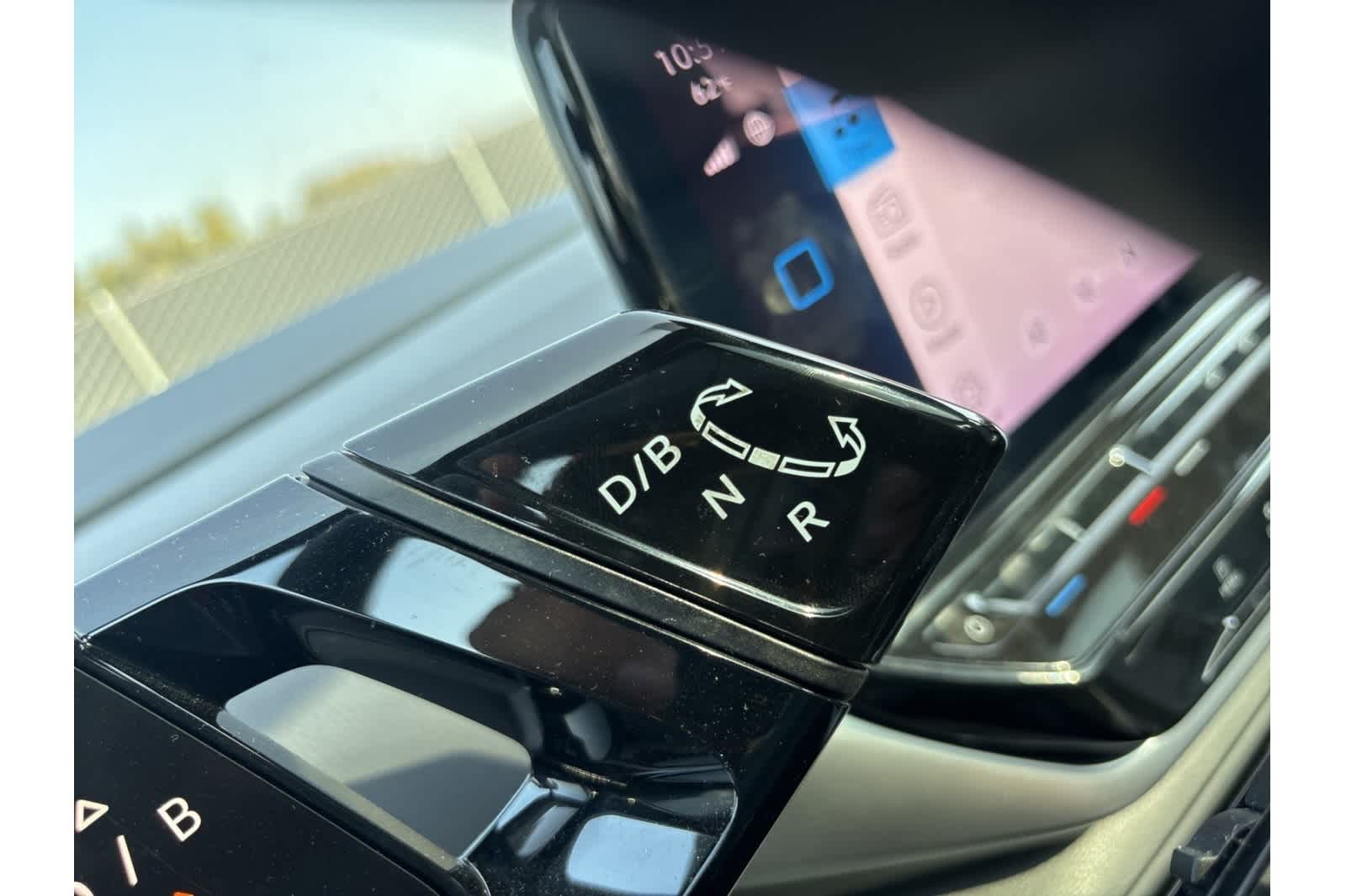 Thumbnail: 2022 Volkswagen ID.4 - 21