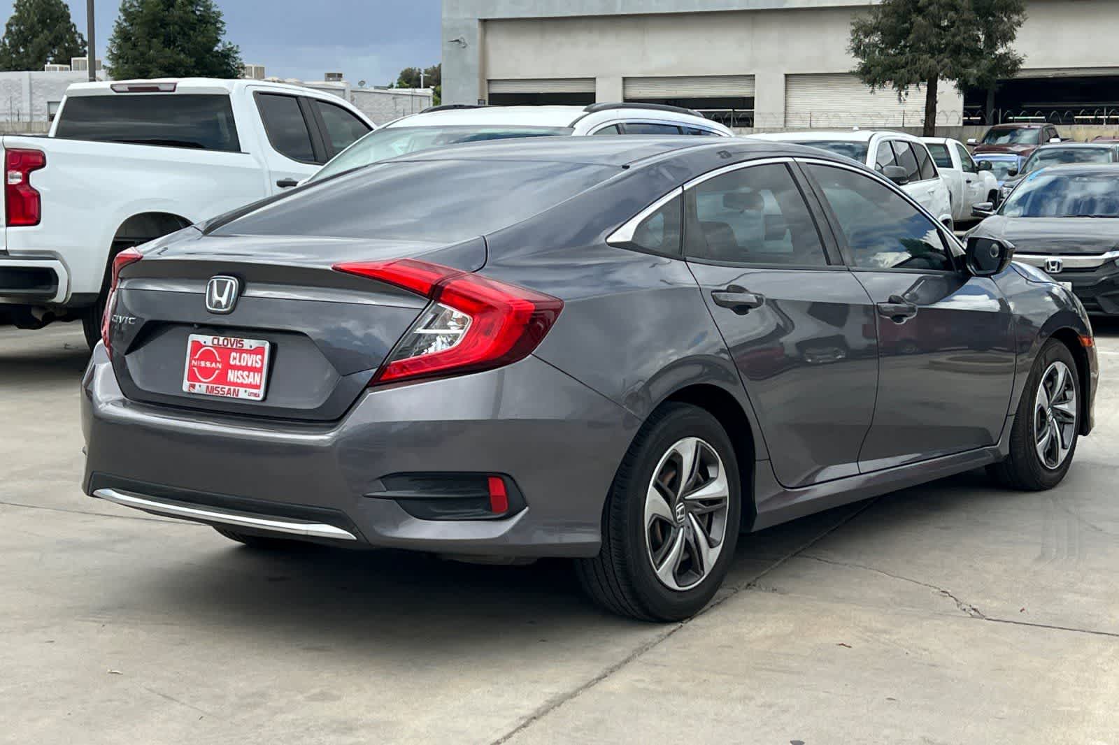 Thumbnail: 2019 Honda Civic - 3