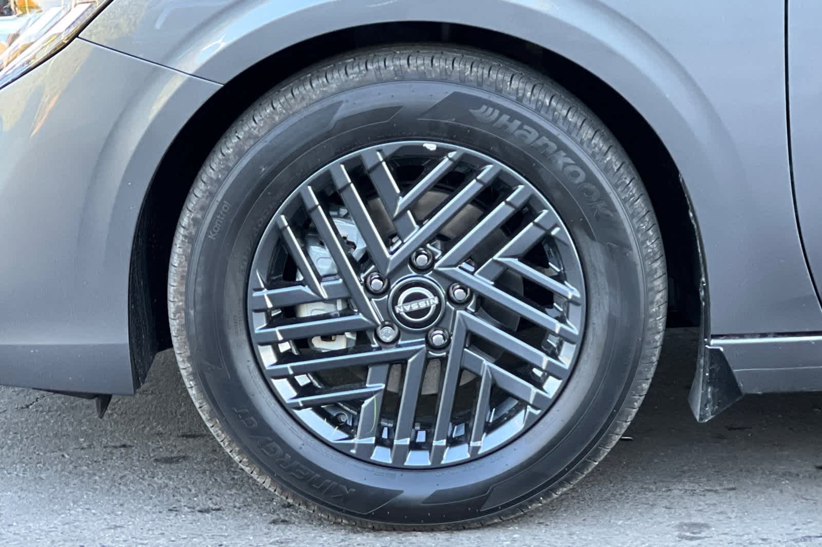 Thumbnail: 2026 Nissan Sentra - 32