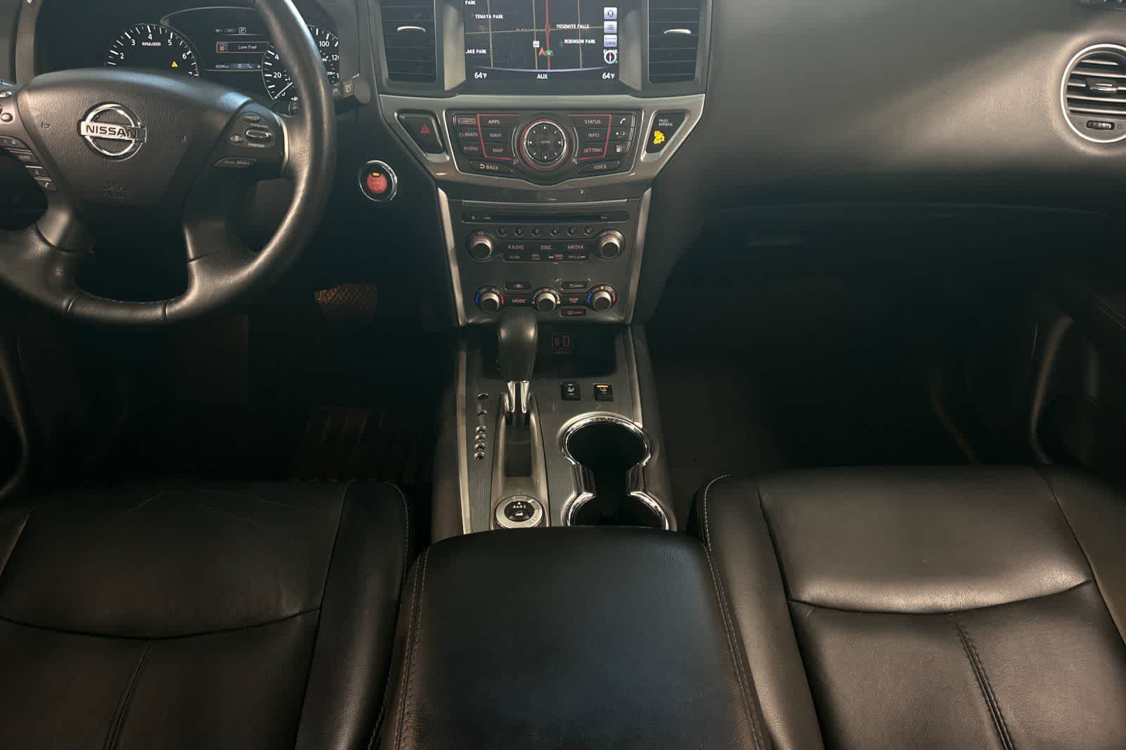 Thumbnail: 2019 Nissan Pathfinder - 4